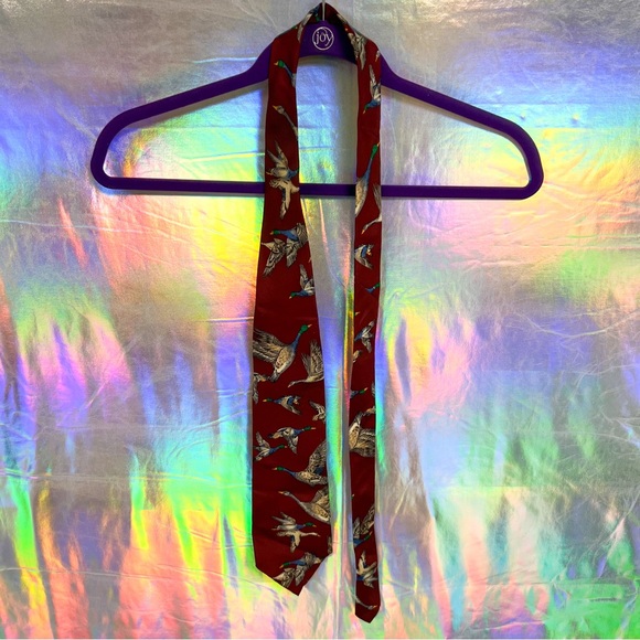 Hanover St. men’s “Duck, Duck, Goose!” duck migration burgundy tie - Picture 2 of 4
